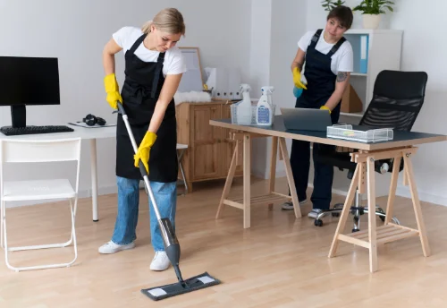 Nettoyage de bureau professionnel à Plouvara